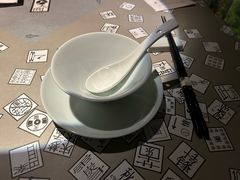 -穹六人间 people 6(岳阳路店)