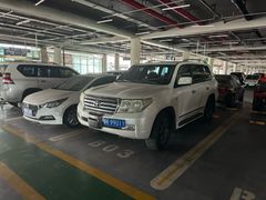 -鄂尔多斯伊金霍洛国际机场