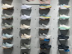 -HOKA(北京蓝色港湾店)