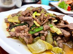 酸菜炒牛肉-吴祥记潮州菜·百年老字号·砂锅粥