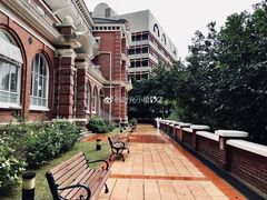 -香港大学