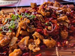 -爱啤精酿·民谣酒馆(滨江店)