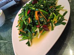 -湖泉水云间餐厅·弥勒地道菜(B座店)