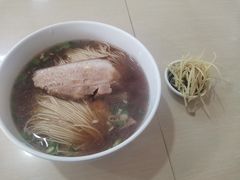 -老西白点心店