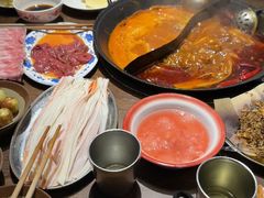 -萍姐火锅·公路夜市(武汉首店)