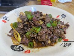 -何永光123鲜牛肉馆(1号店)