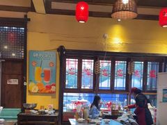 -富正毅三下锅·湘西韵味(天门山索道店)