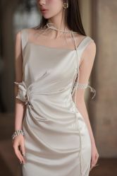 -艾米丽婚纱礼服