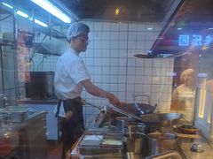 -怪噜范·老贵阳街头名小吃(鸿通城店)