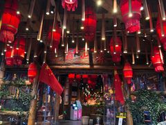 -老滇山寨•云南特色菜•地方菜•民族风情歌舞表演(金碧店)