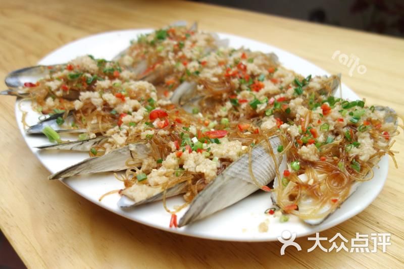 小酌|海鲜本港菜(鼓浪屿龙头路2店)清蒸玉米蚌图片 - 第1张