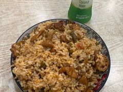 -老头爱马仕酸豇豆炒饭(丰富路店)