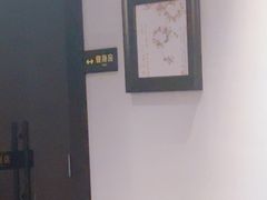 -万泊酒店(长沙五一广场国金中心店)