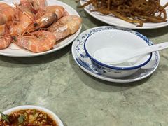 -四川小胡子海鲜(丁村万人海鲜广场店)