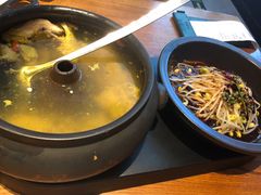 云南经典汽锅鸡-云海肴·汽锅鸡·云南菜(苏州中心店)