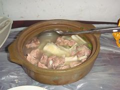 馄饨老鸭煲-老品芳