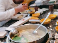 -一席地·本地鸡窝·杭帮鸡火锅(萧山银隆百货店)