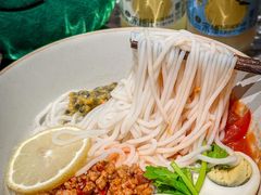 -粉八·云南米线·建水烧烤(常熟路店)