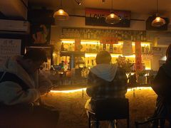 -Mx.cocktail bar