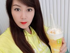 -奈雪的茶(百盛店)