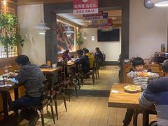 大堂-管氏翅吧(国展店)