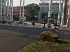 -华东师范大学第二附属中学(张江校区)