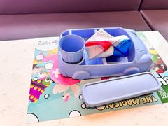 -水桶王国主题餐厅·聚会·生日派对·亲子活动·家庭套餐(亚龙湾希尔顿店)