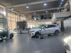 -上海星瀚奔驰4S店(红柳路店)