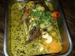 烤多宝鱼配蛤蜊虾仁-Ocean's Table 欧舍