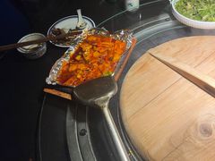 -挂旗柴锅鸡(蚌山区嘉年华店)