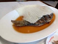 -梅利汴京烤鸭•开封豫菜地标店(东大街店)