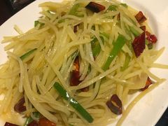 酸辣土豆丝-老头儿油爆虾·知味杭州(爱琴海购物中心)