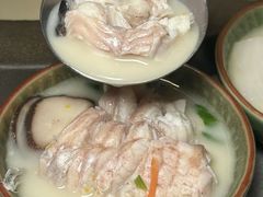 -鲜潭蒸汽石锅鱼(五道口购物中心店)