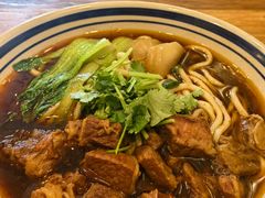 -醉牛腩·面小馆