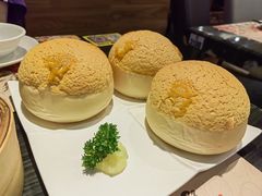 港式菠萝包-虾饺妹·粤式手工点心(水荫路店)