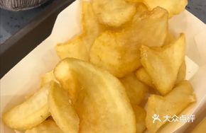 Classic Snack Sharing Bucket