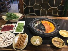 -唇辣号重庆老火锅(亦庄店)
