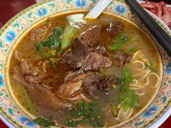 -金杨拉面王小吃面馆·牛三宝面·红烧牛肉粉