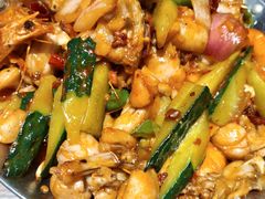 -老街烧烤大排档·地道湖北菜·龙虾馆(汉口火车站店)