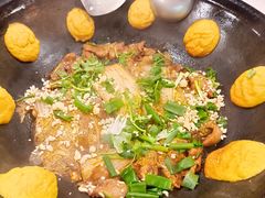-小火炕铁锅炖鱼