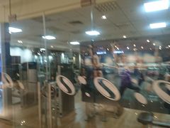 -立峰超越健身中心(先天下店)