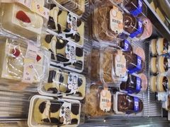 -85度C(生甜甜圈研究工坊·上海松江人民北路店)