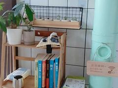 -蜜蜂小象·榴莲千层蛋糕(时代汇11栋店)