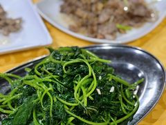 炒番薯叶-长坦新鲜猪什夜宵广场