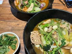 -万记麻辣烫国展总店