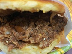 牛肉烧饼普通版-穆得·老周家牛肉烧饼(普利街店)