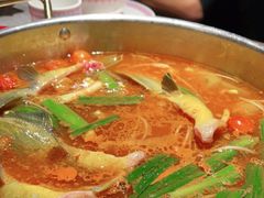 -野山舂·贵州现舂酸汤牛肉(民生路店)