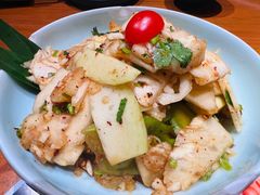 -老滇山寨•云南特色菜•地方菜•民族风情歌舞表演(金碧店)