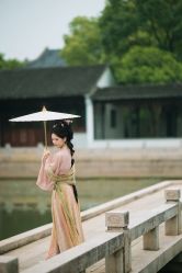 -两间半汉服工作室(平江路店)