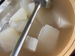-一品红烧鸭特色川菜(三岔湖店)
